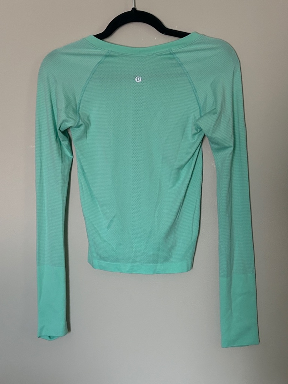 lululemon athletica Long-Sleeve Crewneck Top in Mint Green - Picture 3 of 3